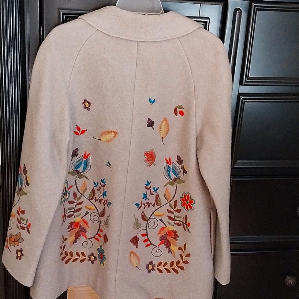 Embroidered Siberian jacket - Picture 3 of 10